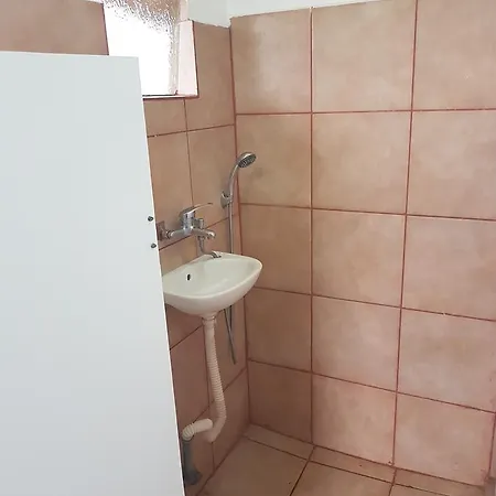 Goa Can Cabană